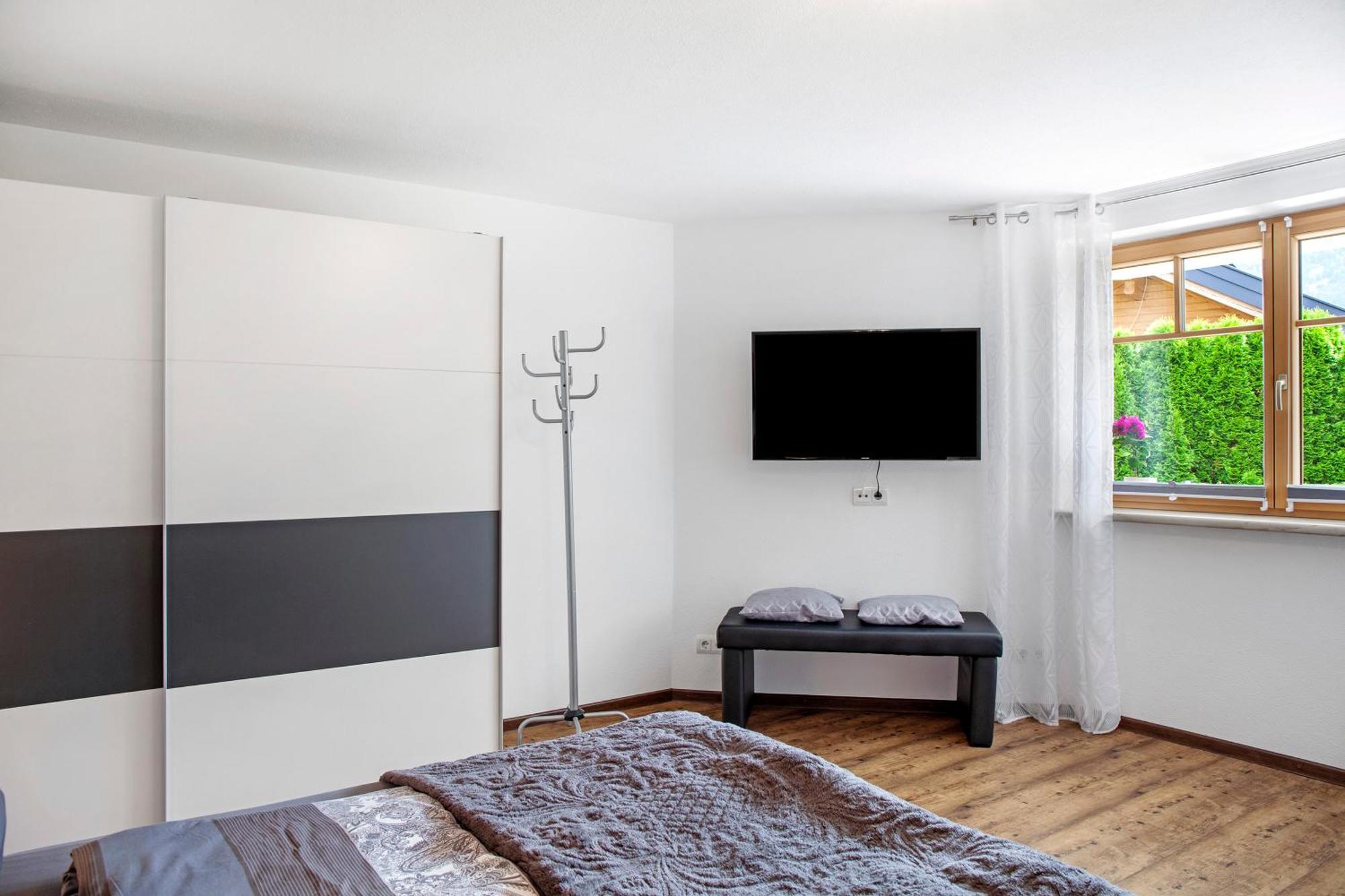 Mosers Ferienwohnung Am Sonnenhang イェンバッハ エクステリア 写真