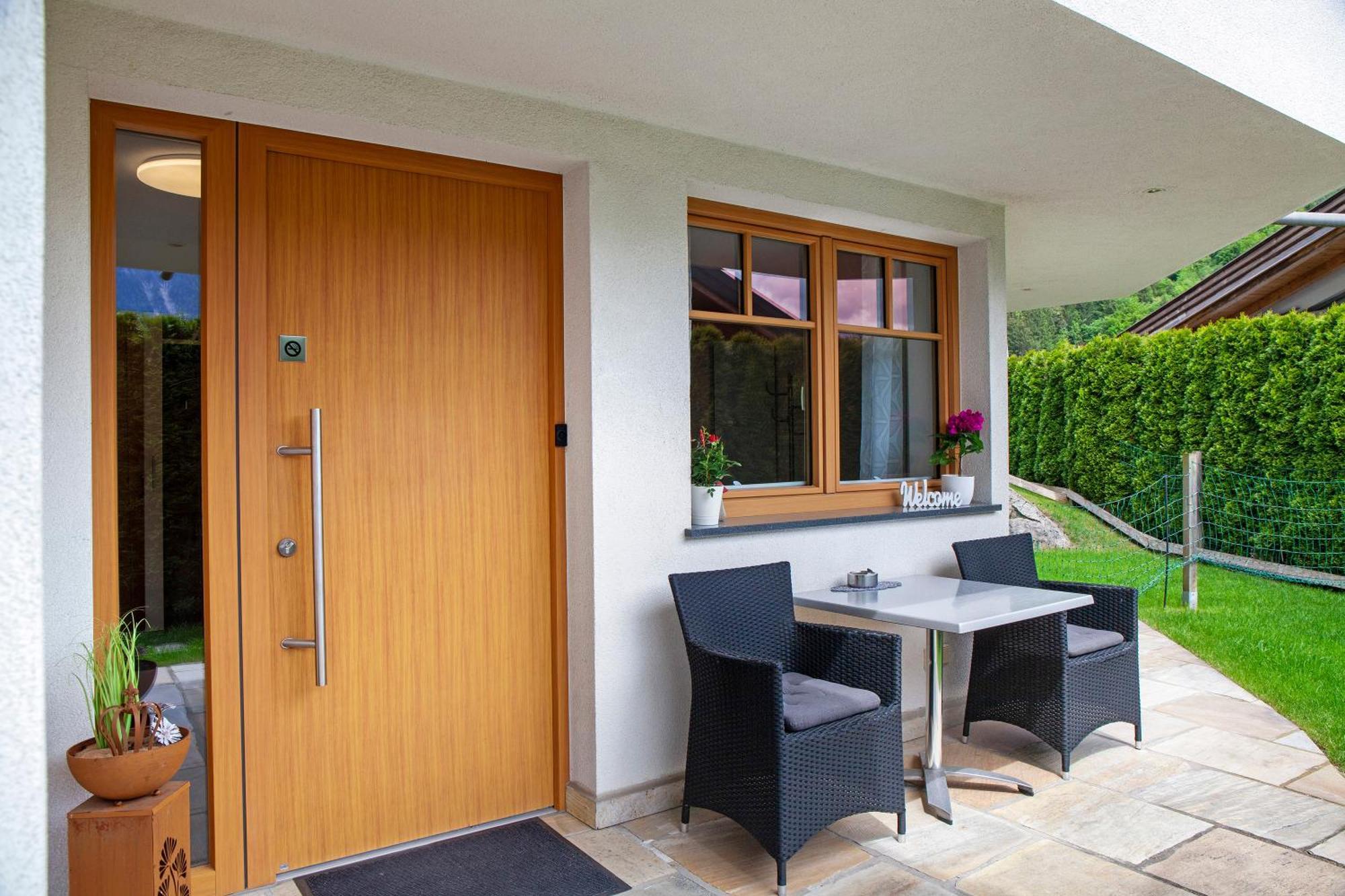 Mosers Ferienwohnung Am Sonnenhang イェンバッハ エクステリア 写真