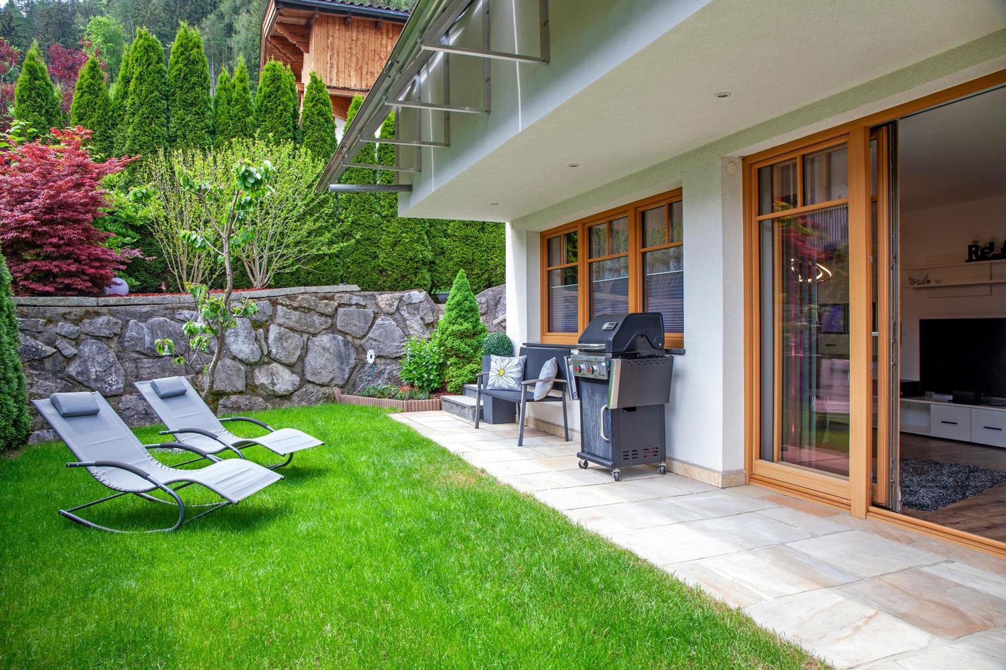 Mosers Ferienwohnung Am Sonnenhang イェンバッハ エクステリア 写真