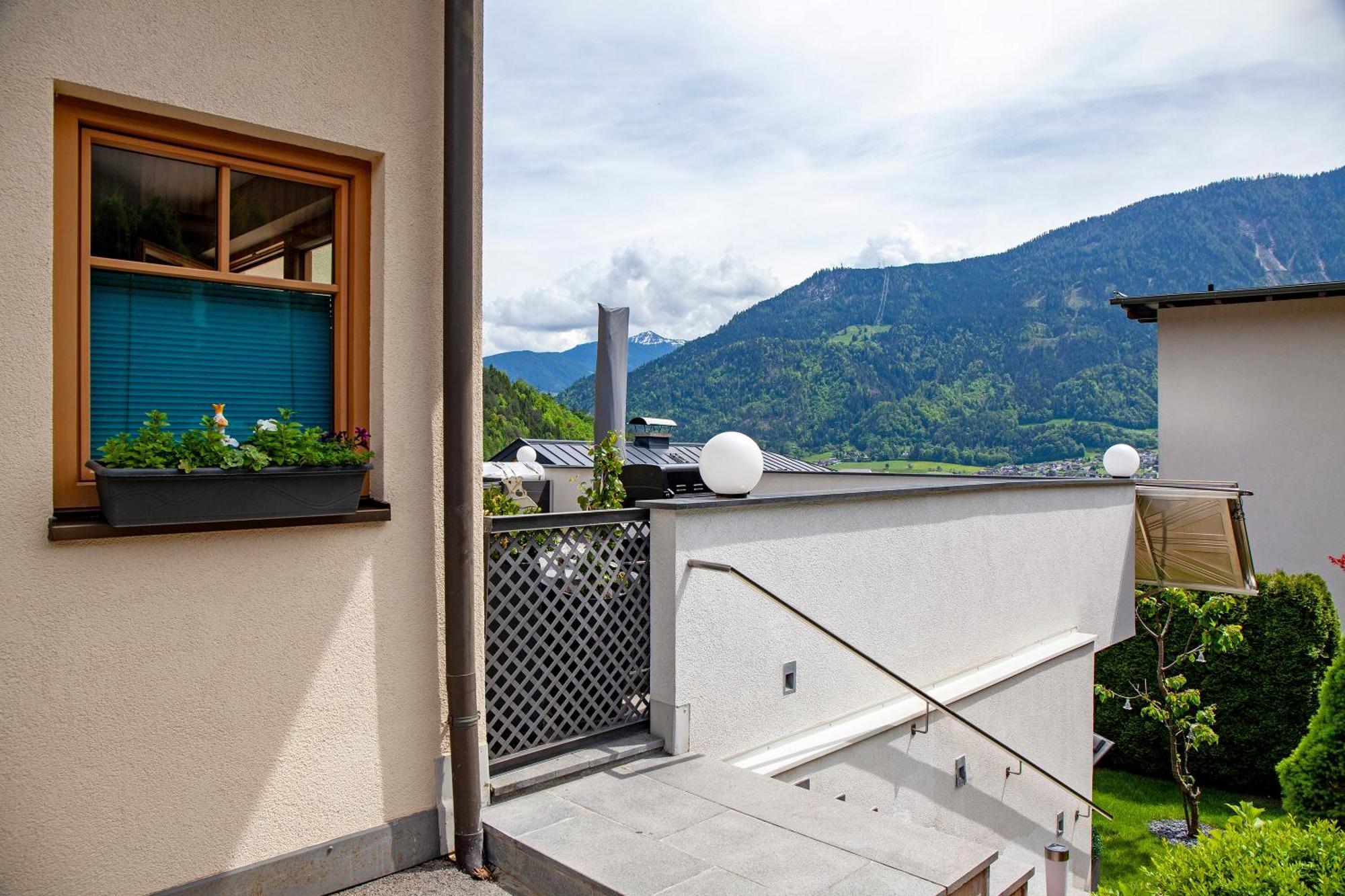 Mosers Ferienwohnung Am Sonnenhang イェンバッハ エクステリア 写真